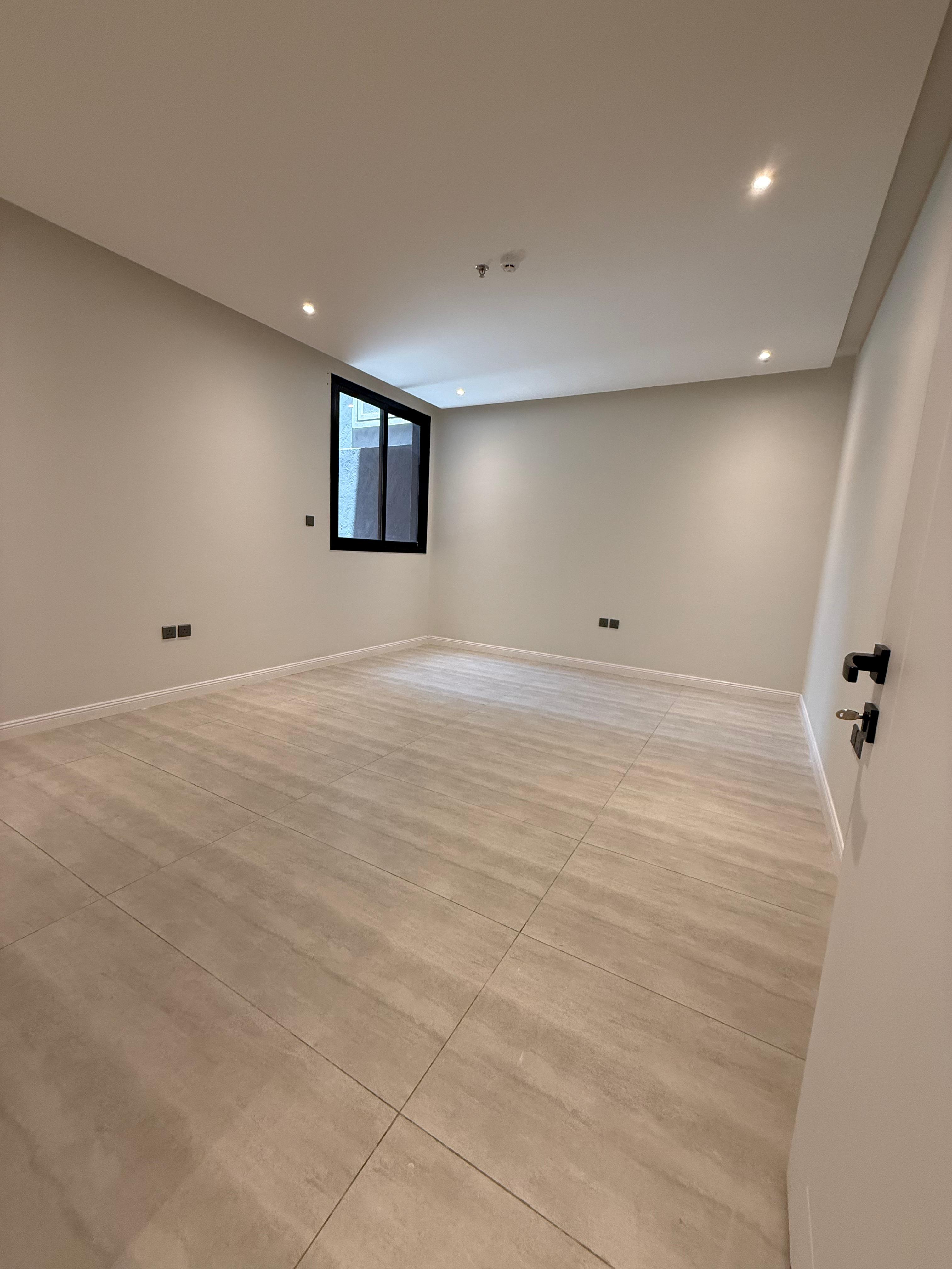 property_image_undefined