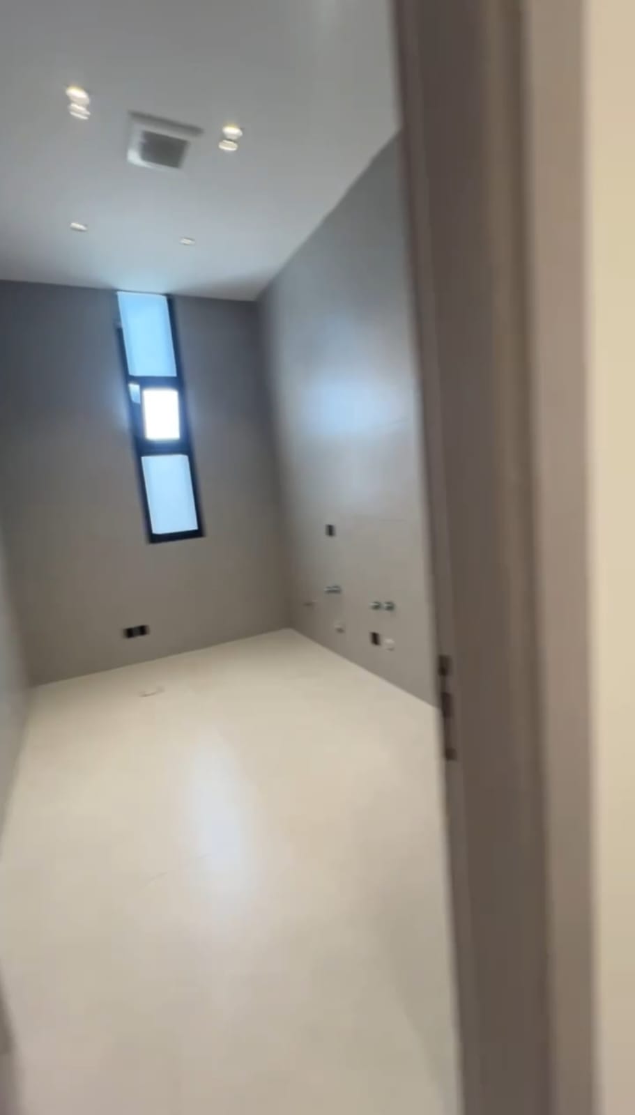 property_image_undefined