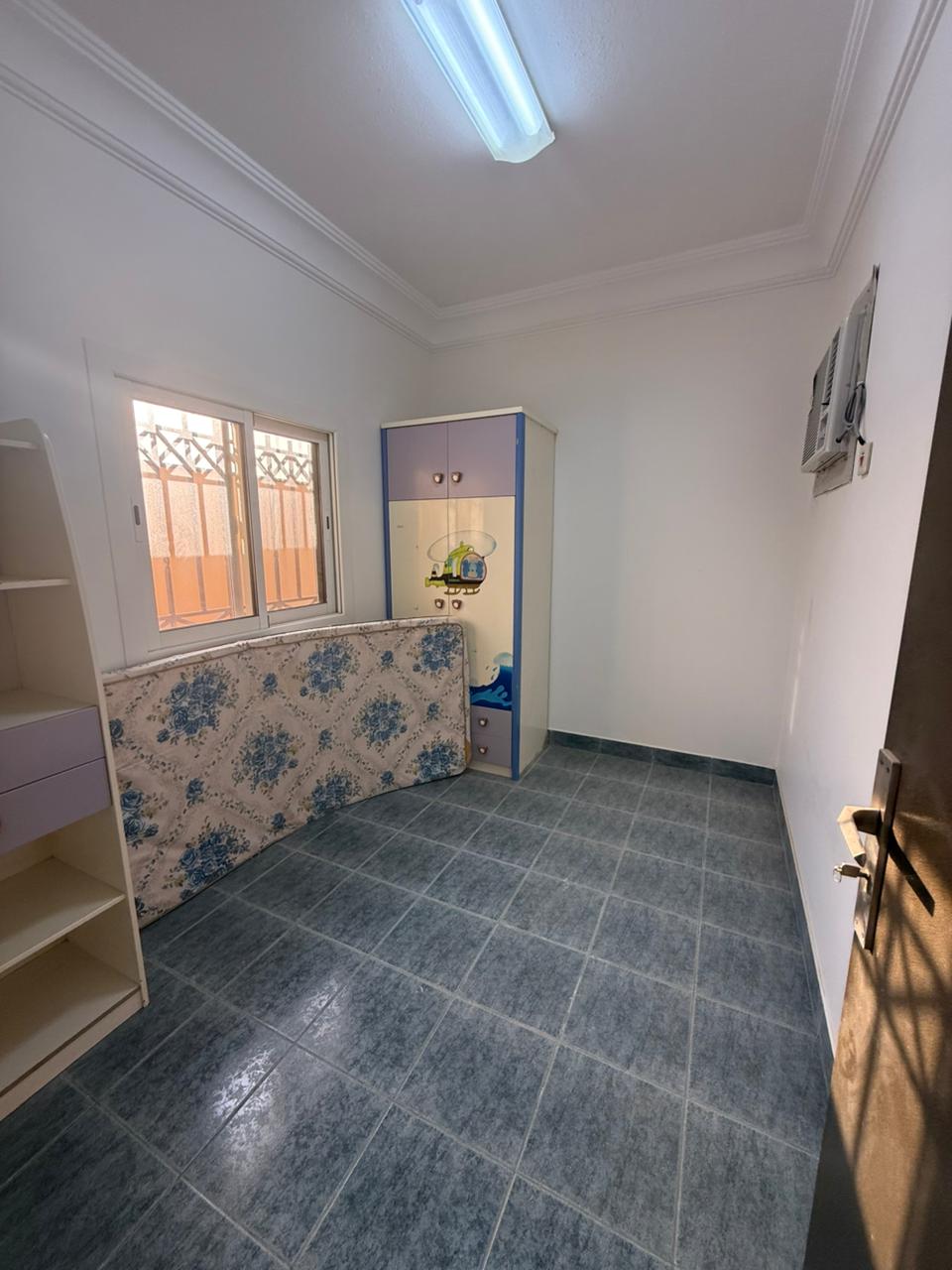 property_image_undefined