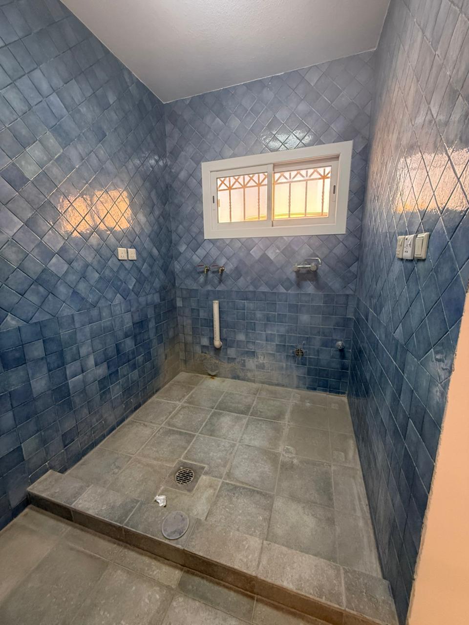 property_image_undefined