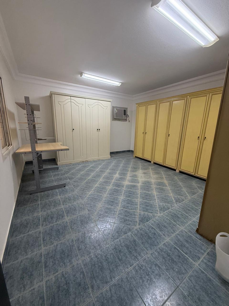 property_image_undefined