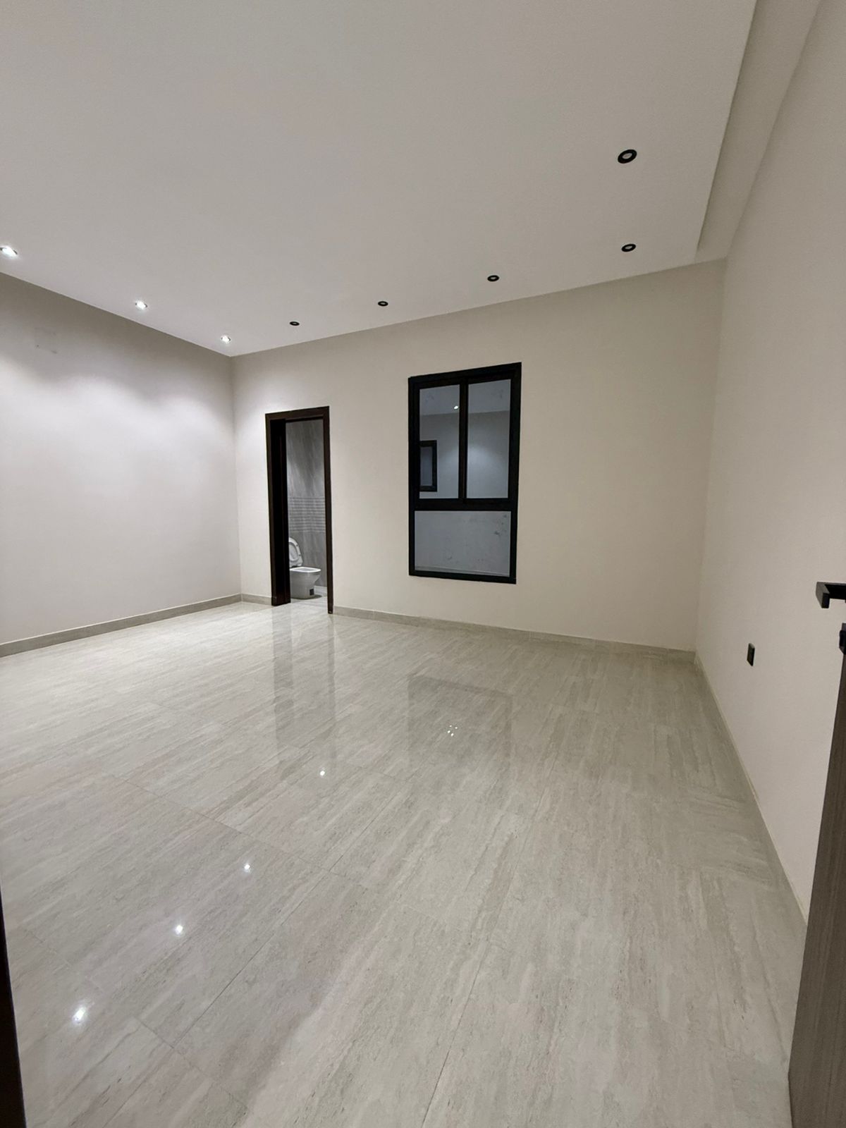 property_image_undefined