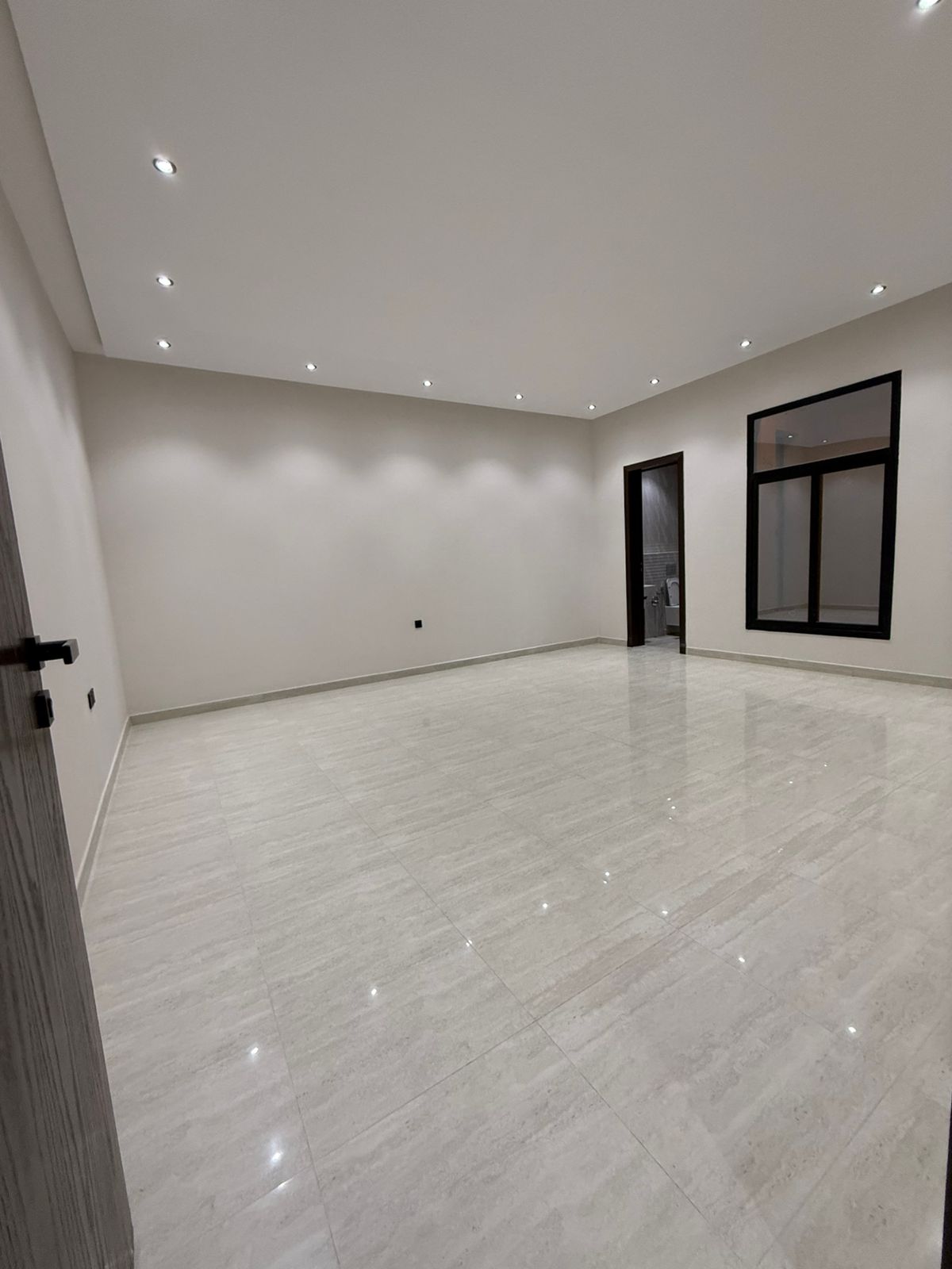 property_image_undefined