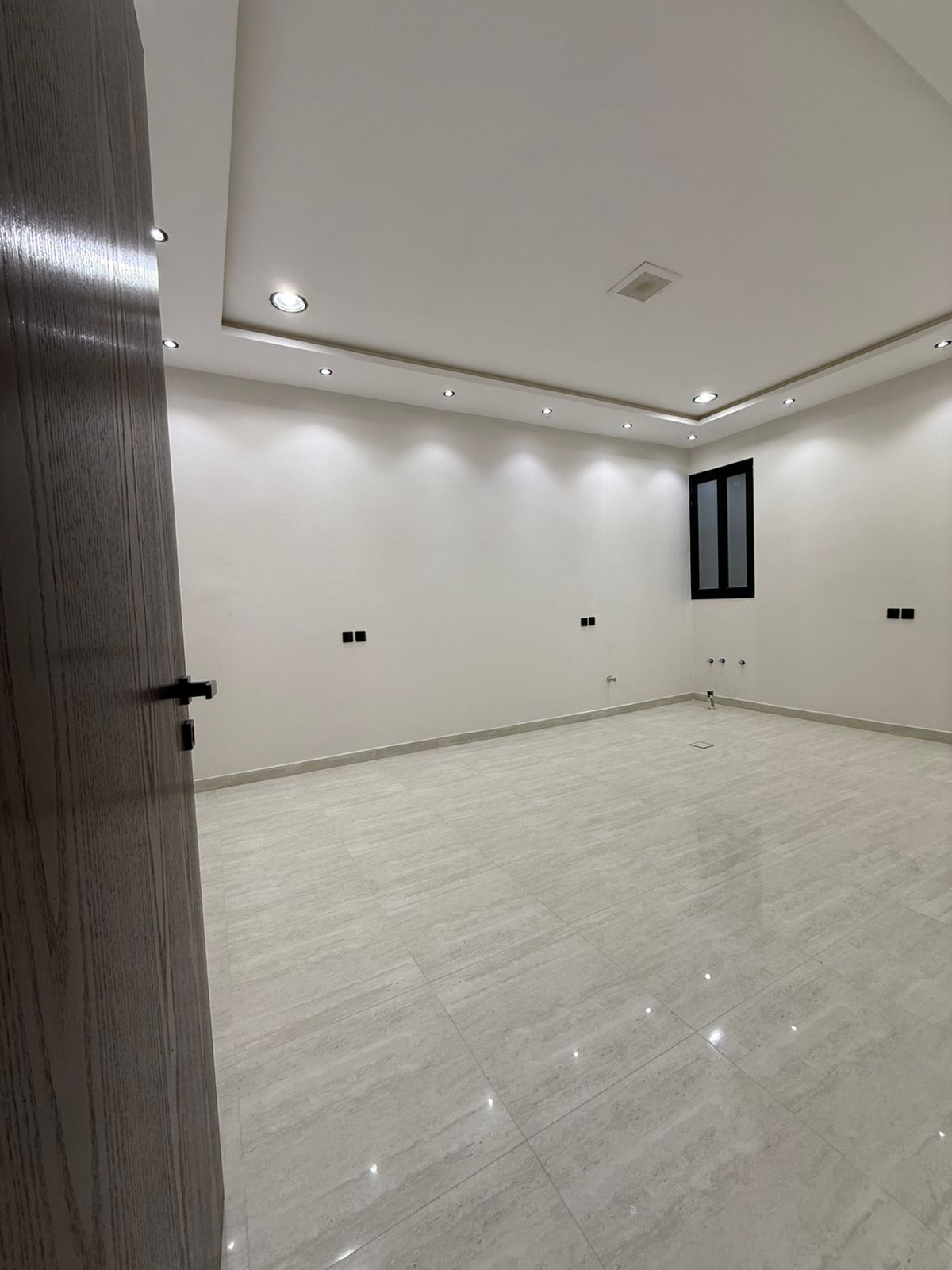 property_image_undefined