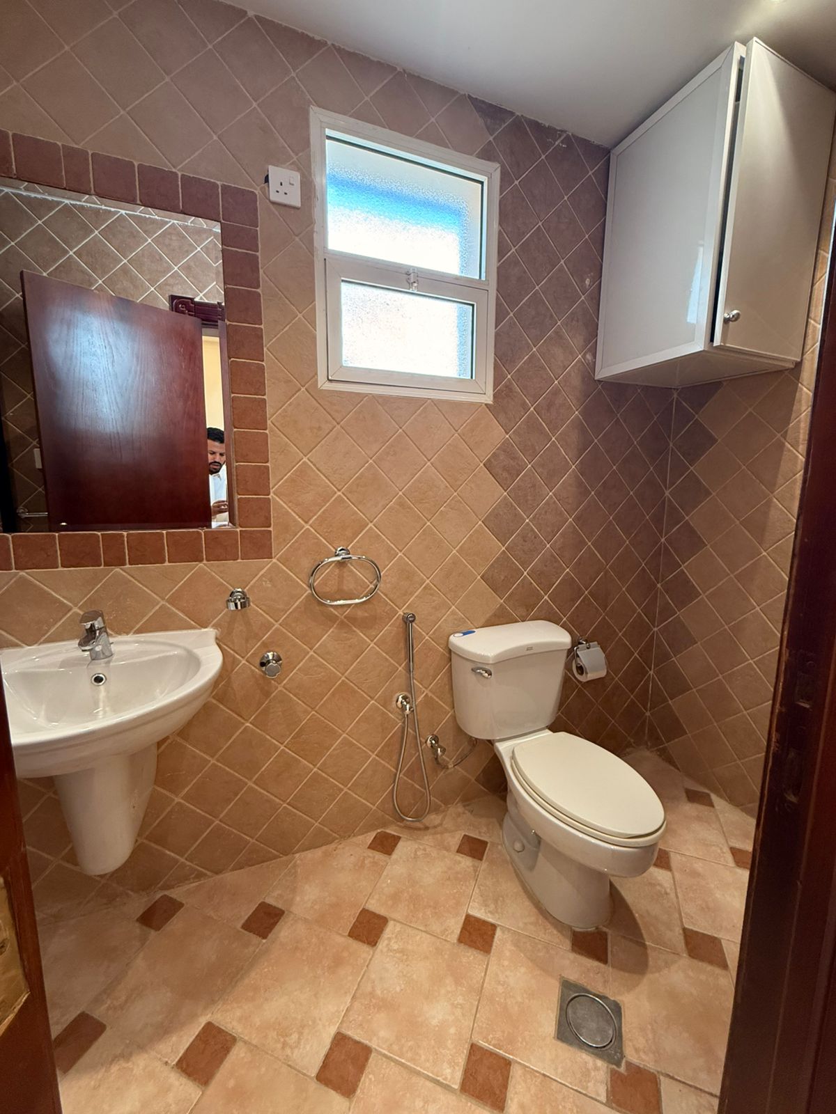 property_image_undefined