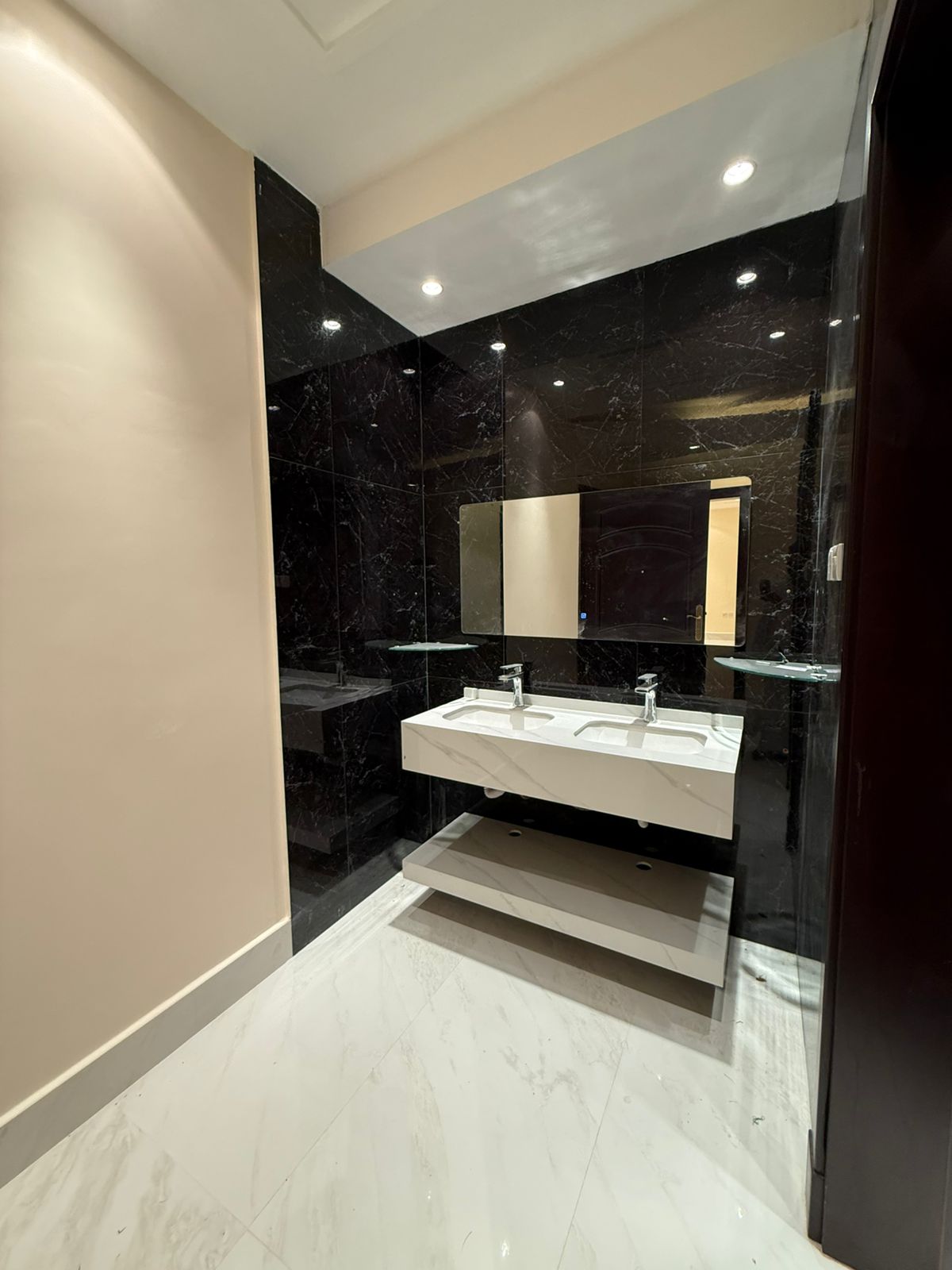 property_image_undefined