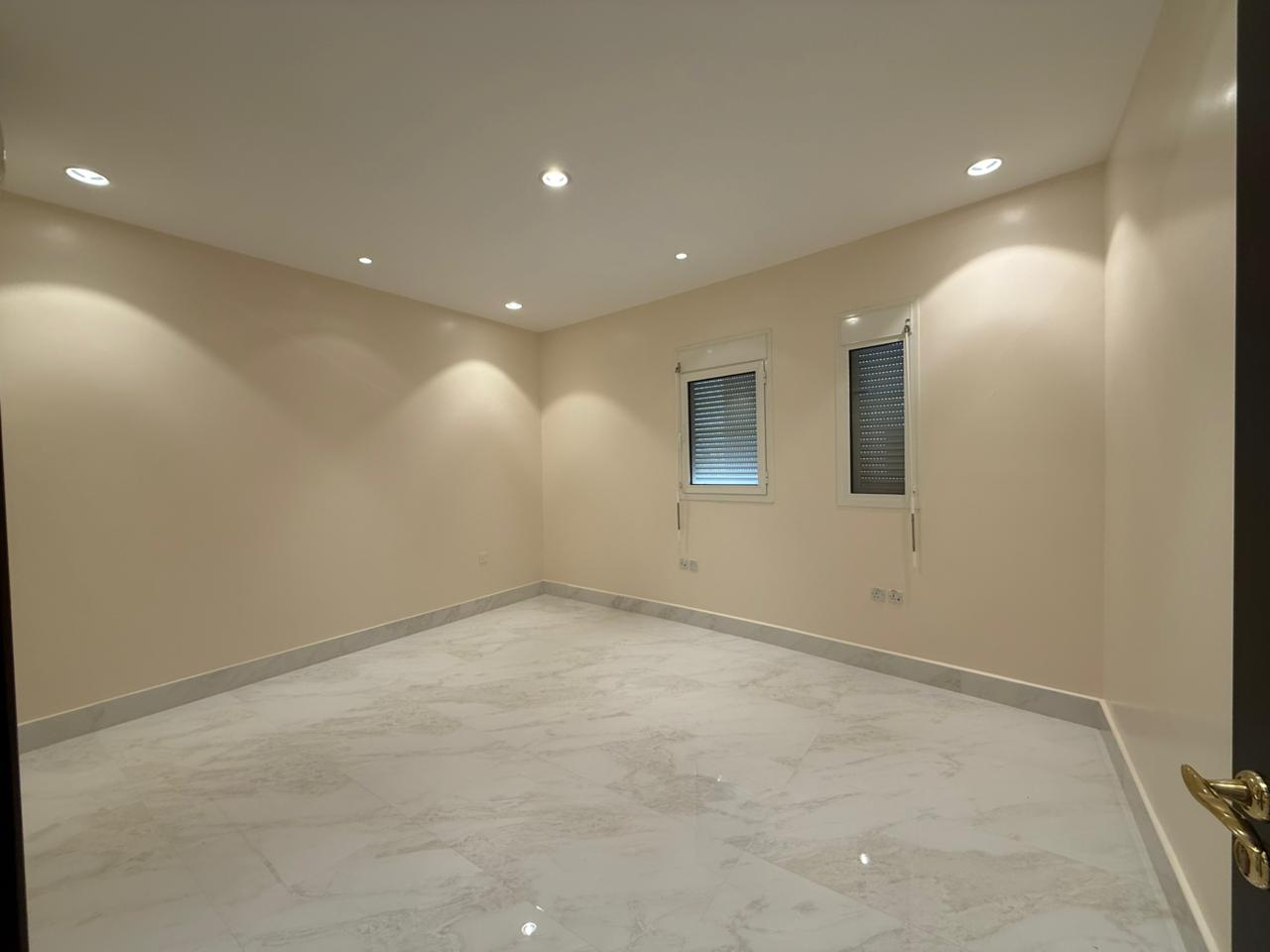 property_image_undefined