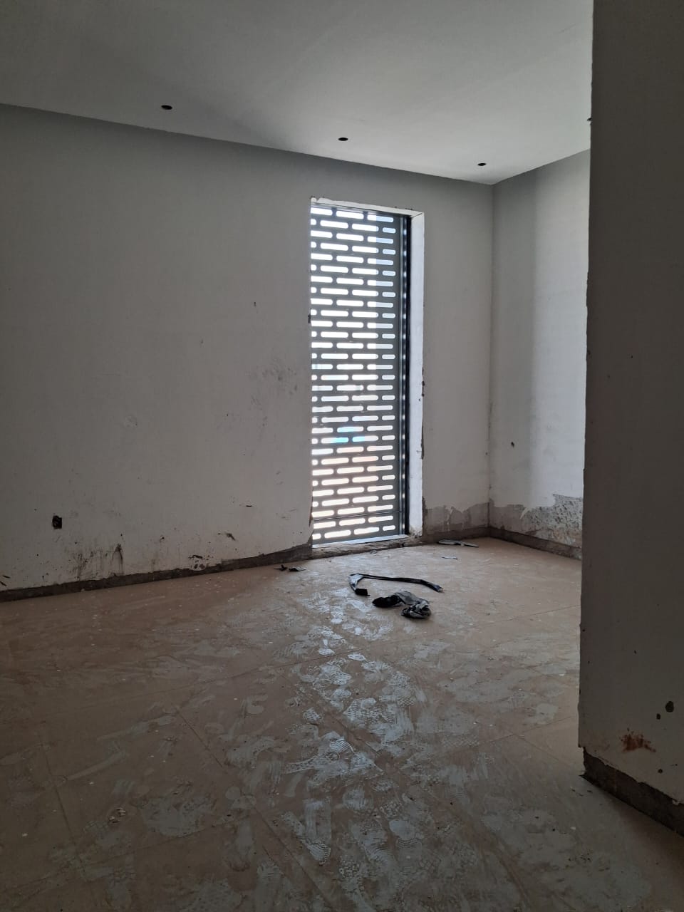 property_image_undefined