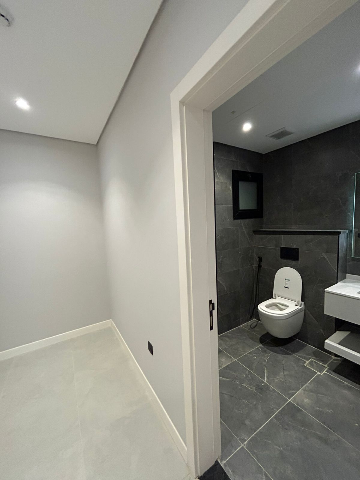 property_image_undefined