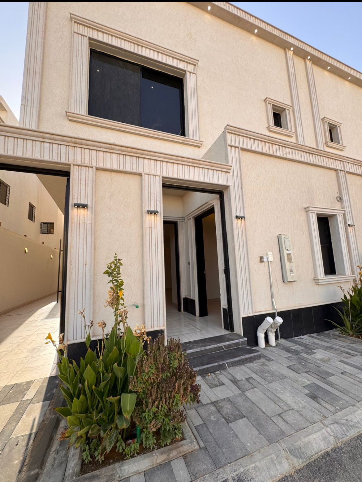 property_image_undefined