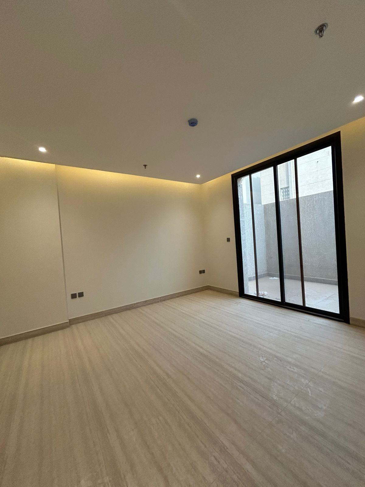 property_image_undefined