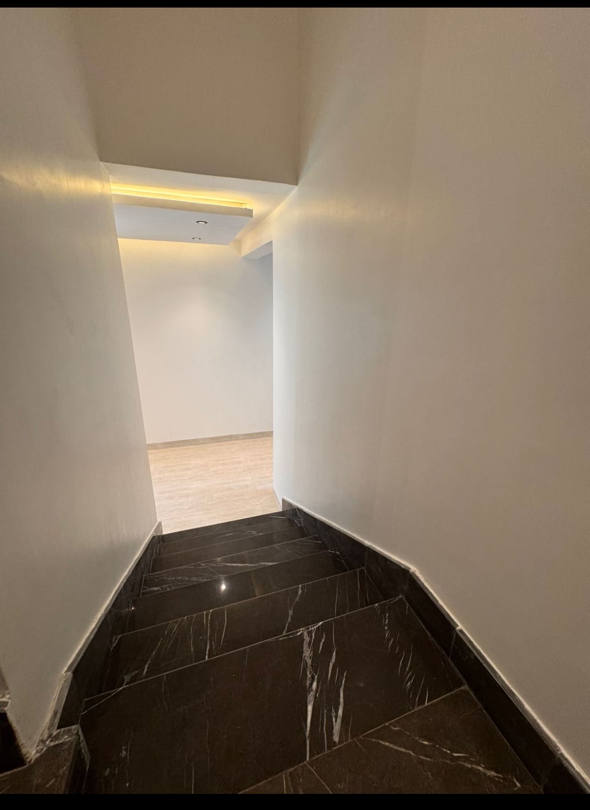 property_image_undefined