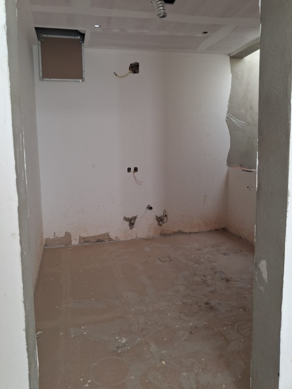 property_image_undefined