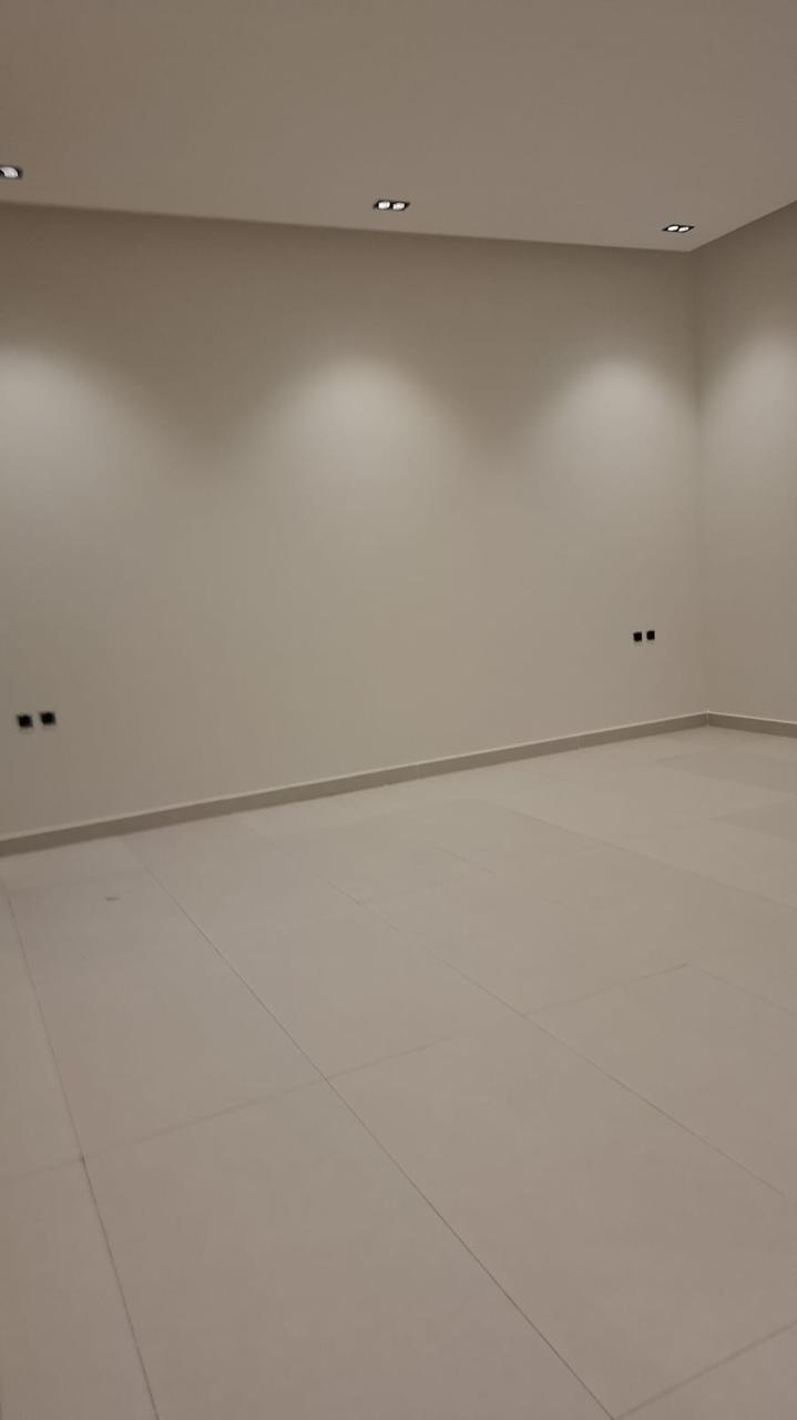 property_image_undefined