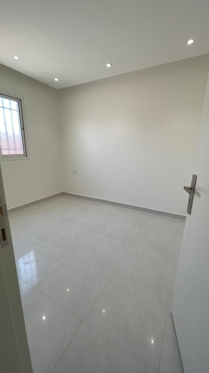 property_image_undefined