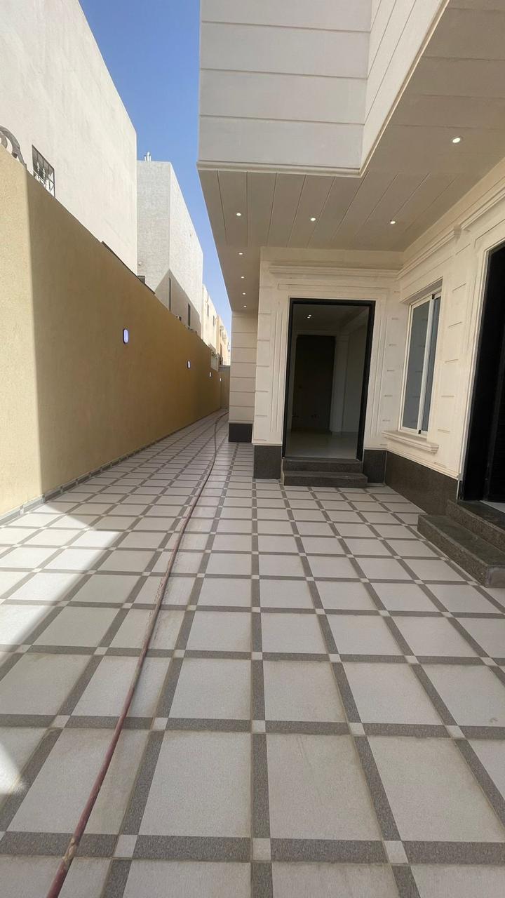 property_image_undefined