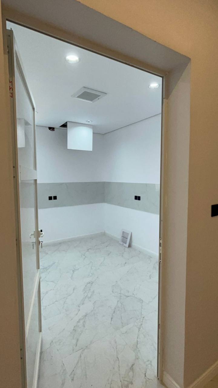 property_image_undefined