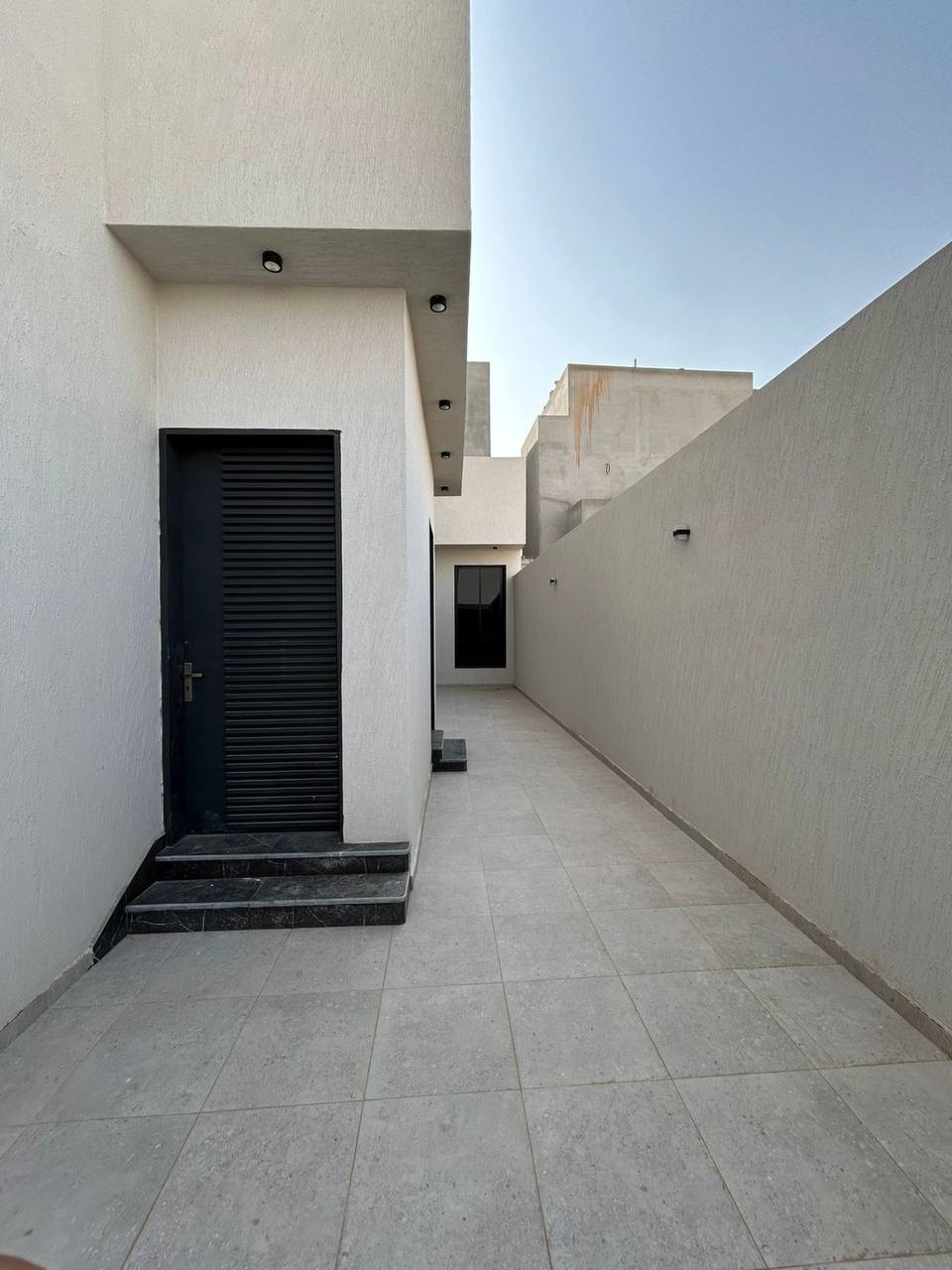 property_image_undefined