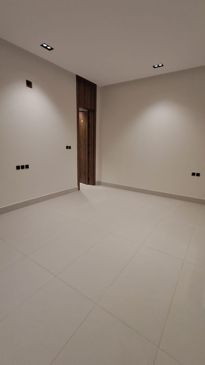 property_image_undefined