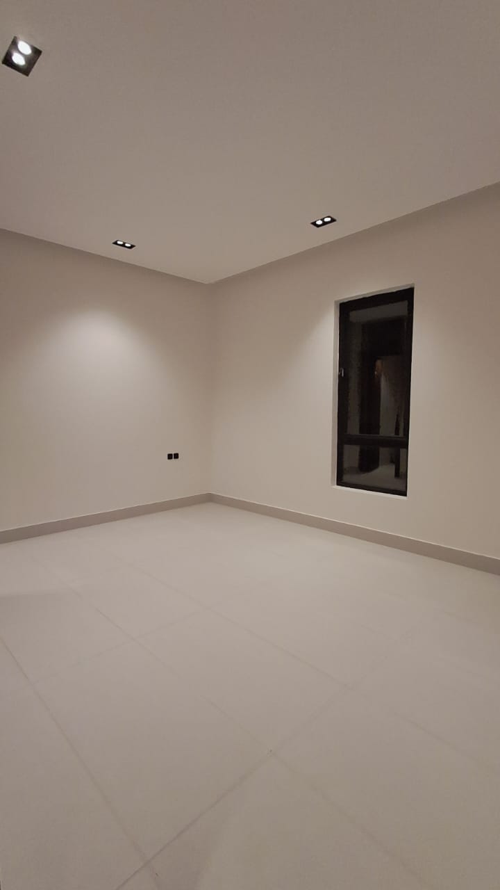 property_image_undefined