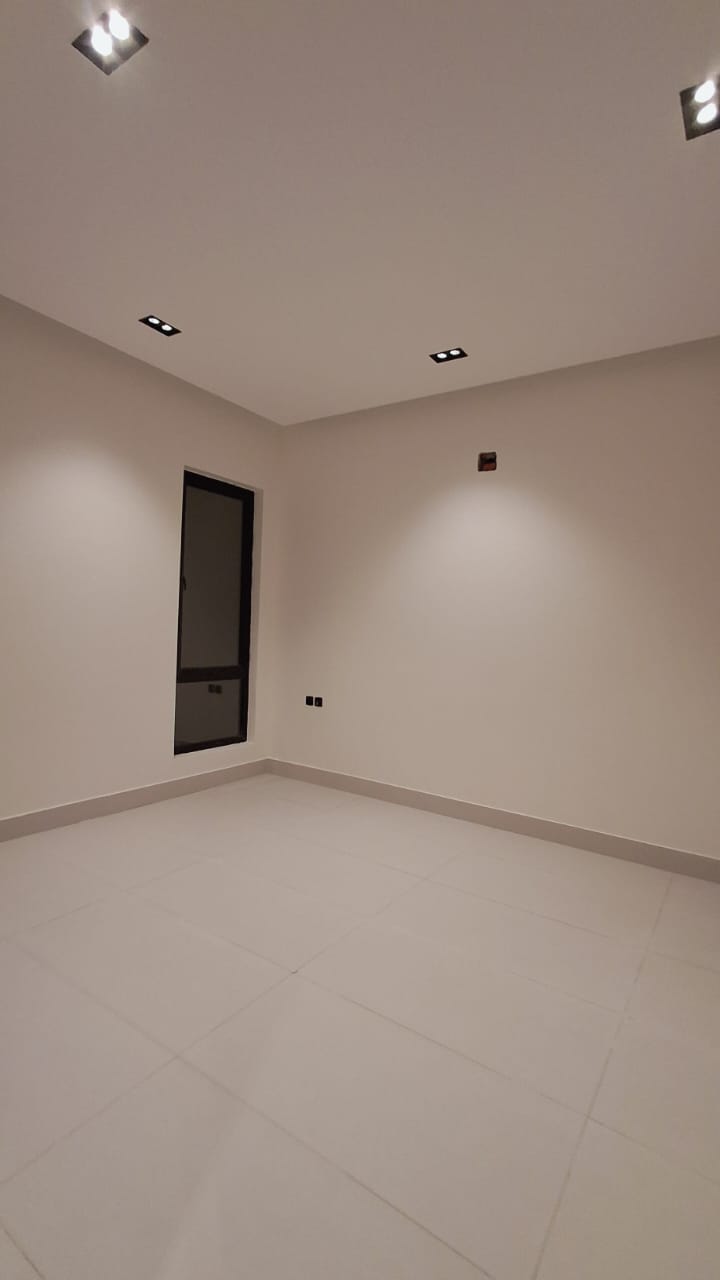 property_image_undefined