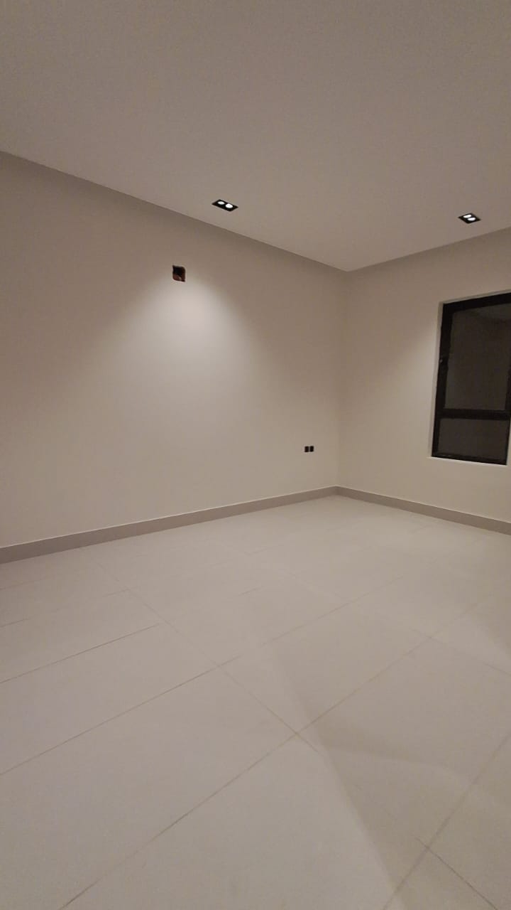 property_image_undefined