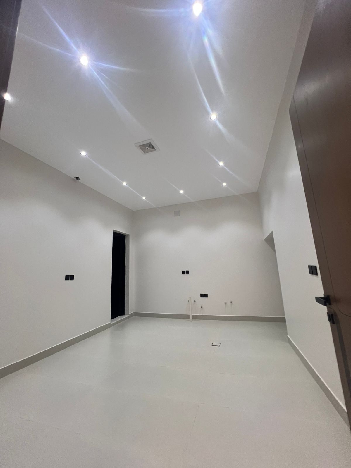 property_image_undefined