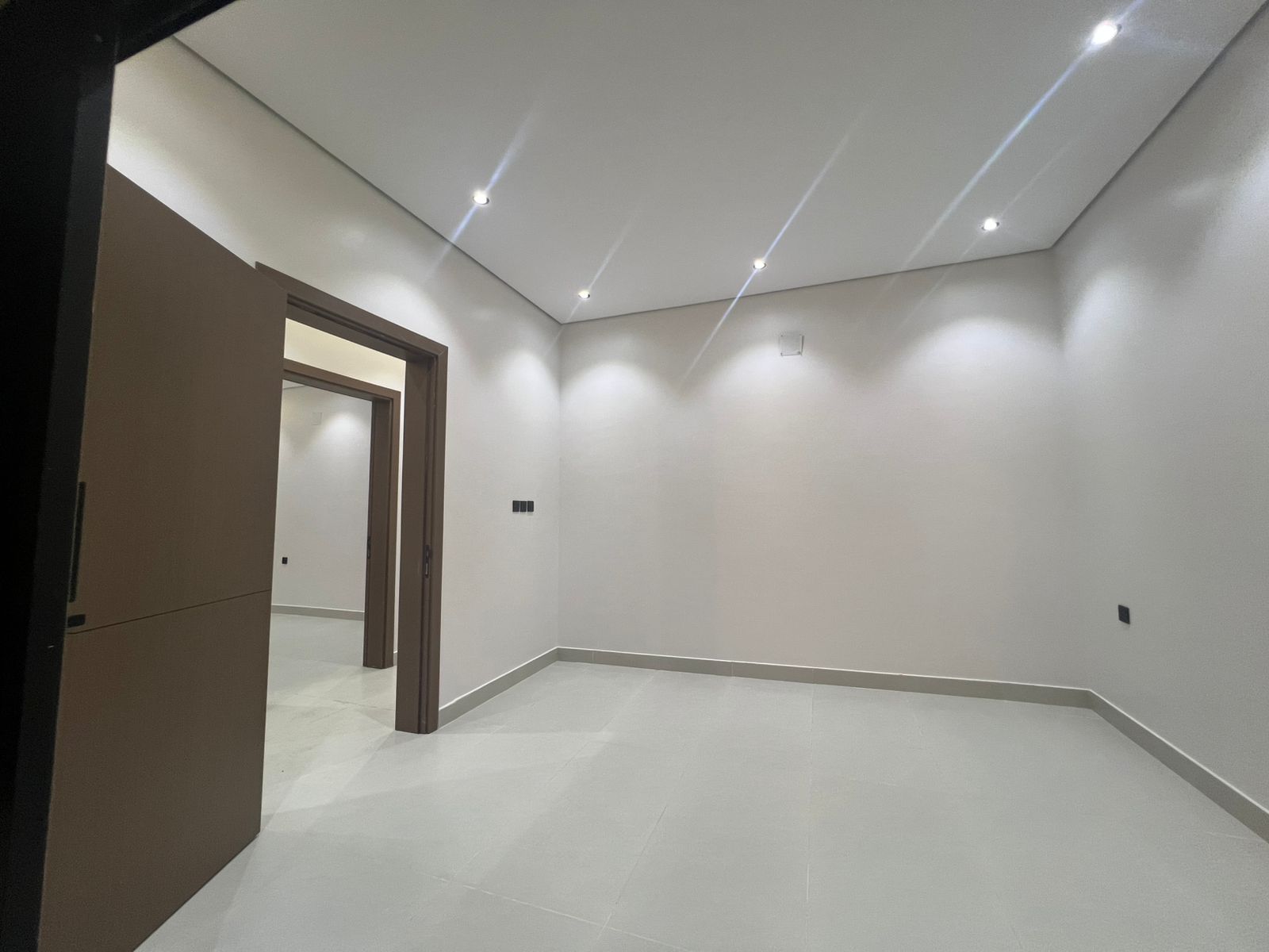 property_image_undefined