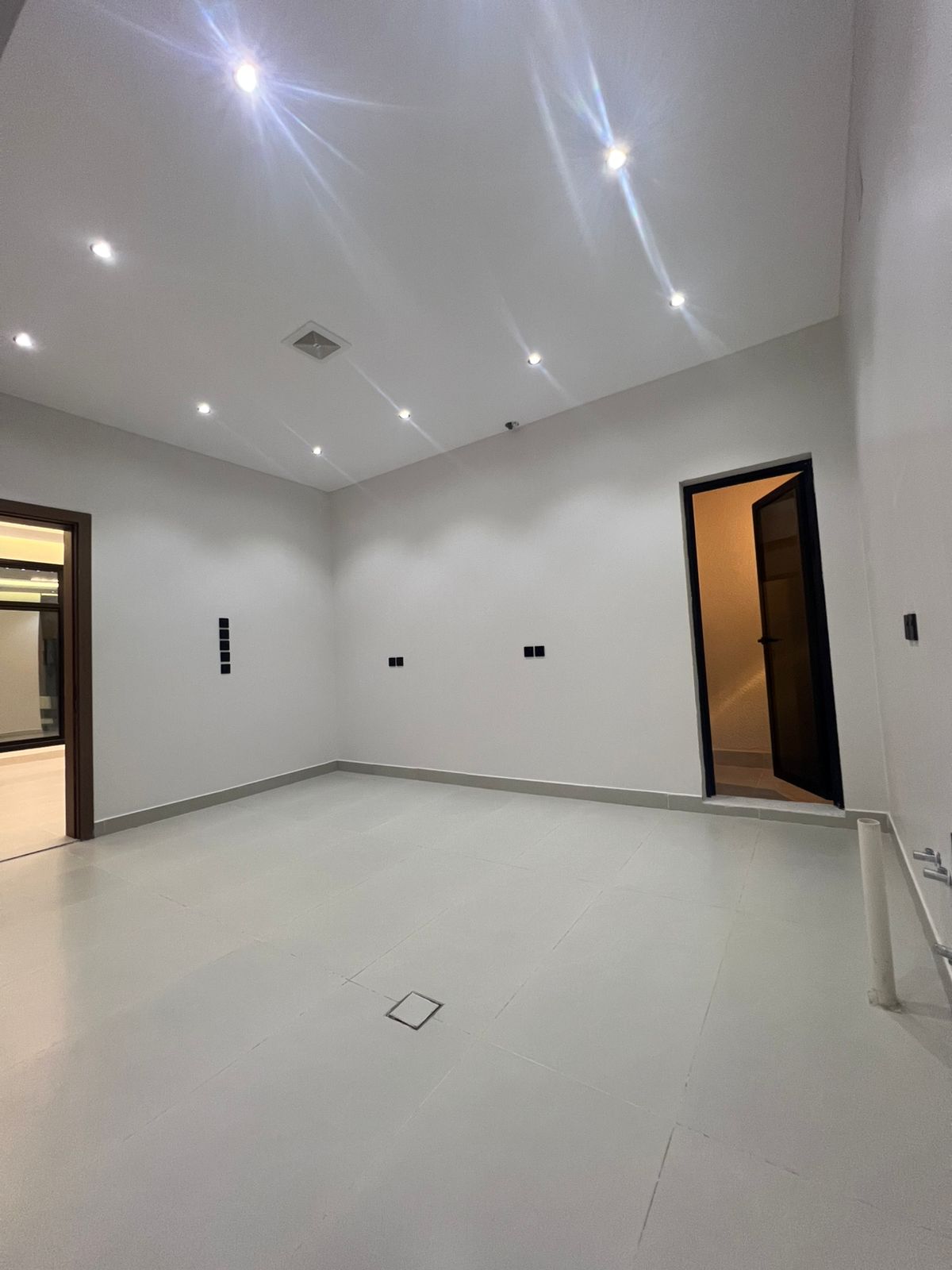 property_image_undefined