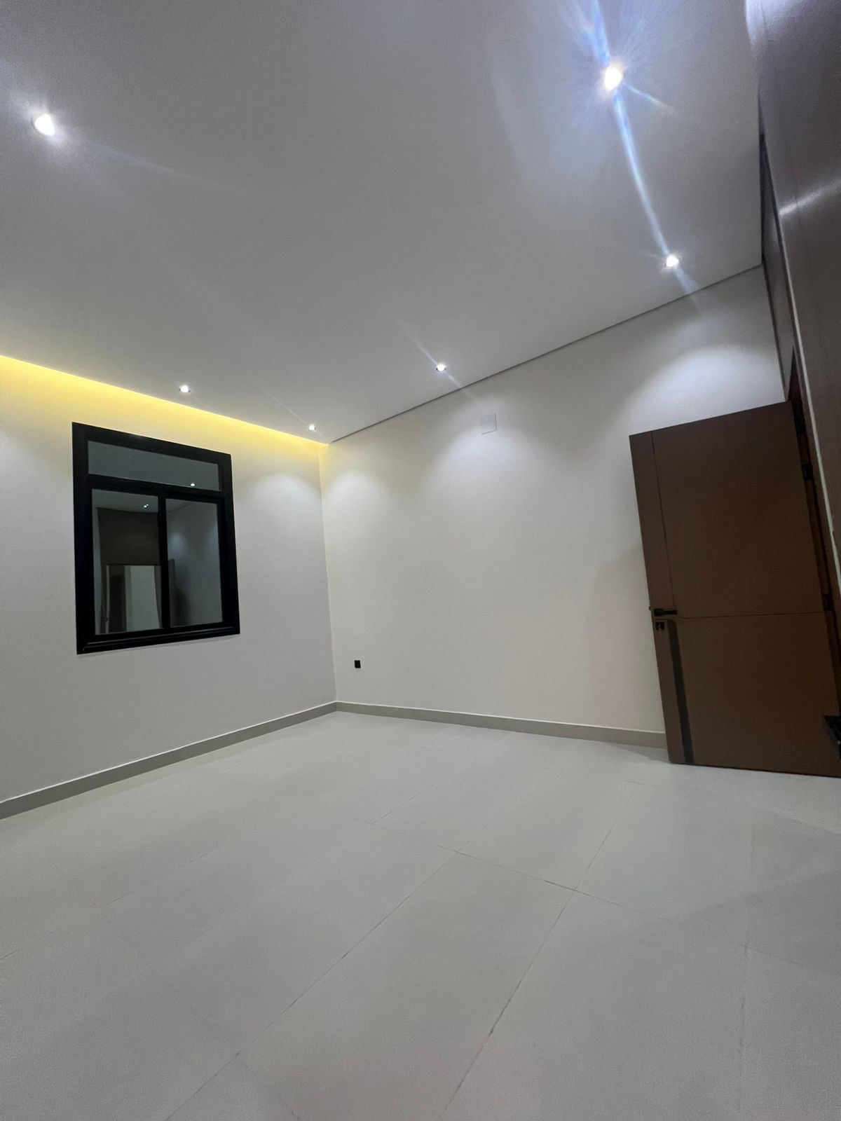 property_image_undefined