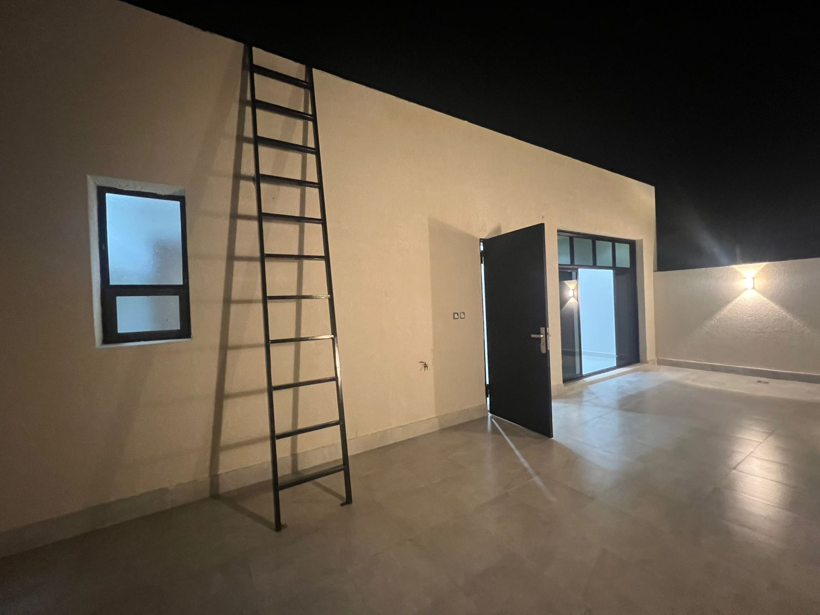 property_image_undefined