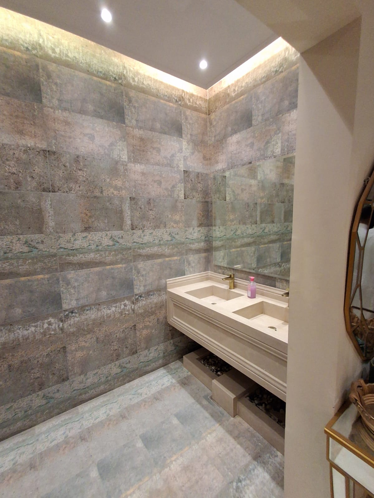 property_image_undefined