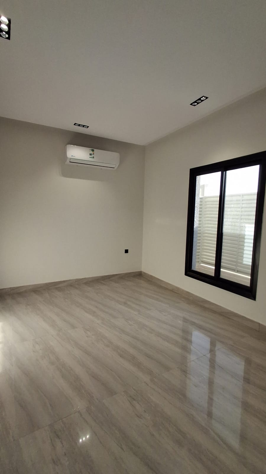 property_image_undefined