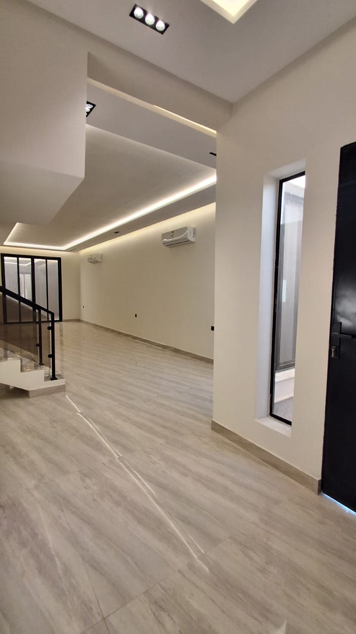 property_image_undefined