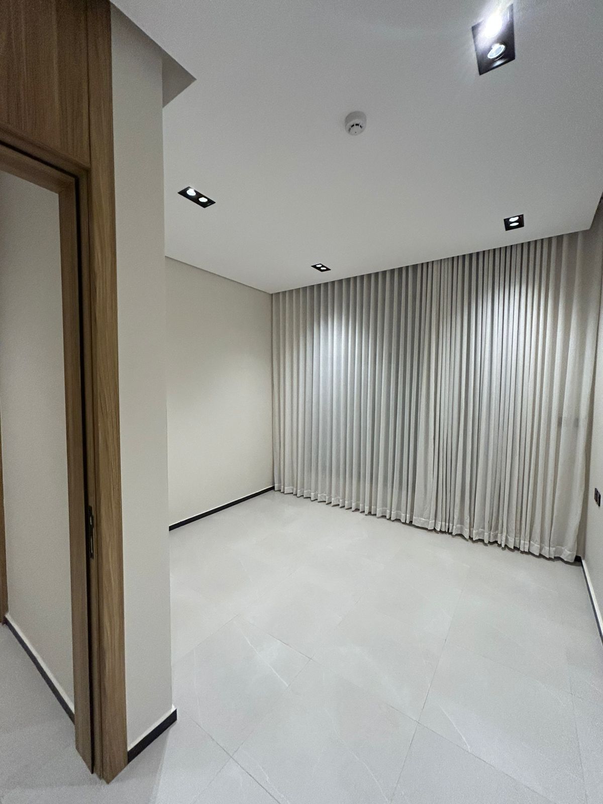 property_image_undefined