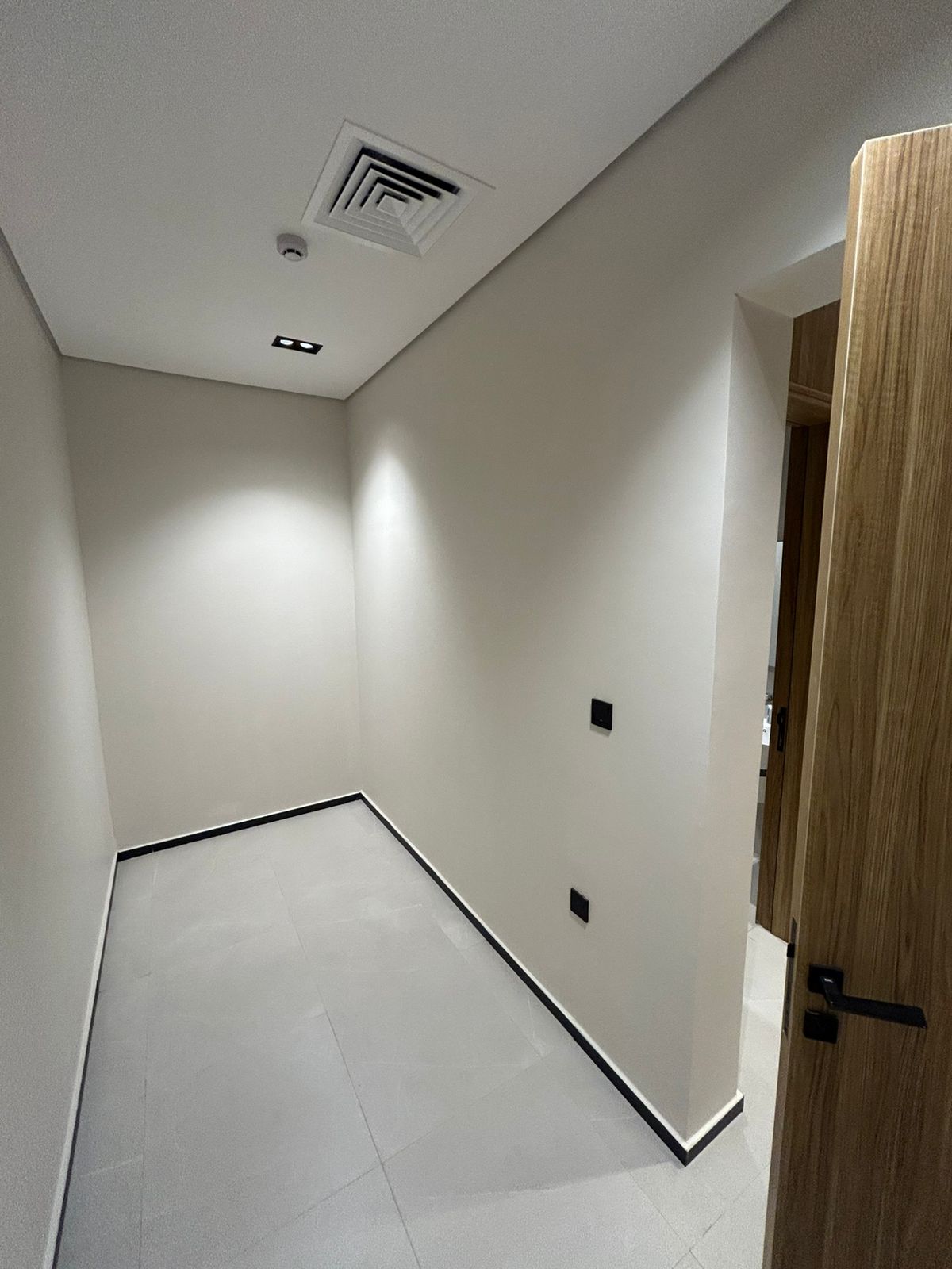 property_image_undefined