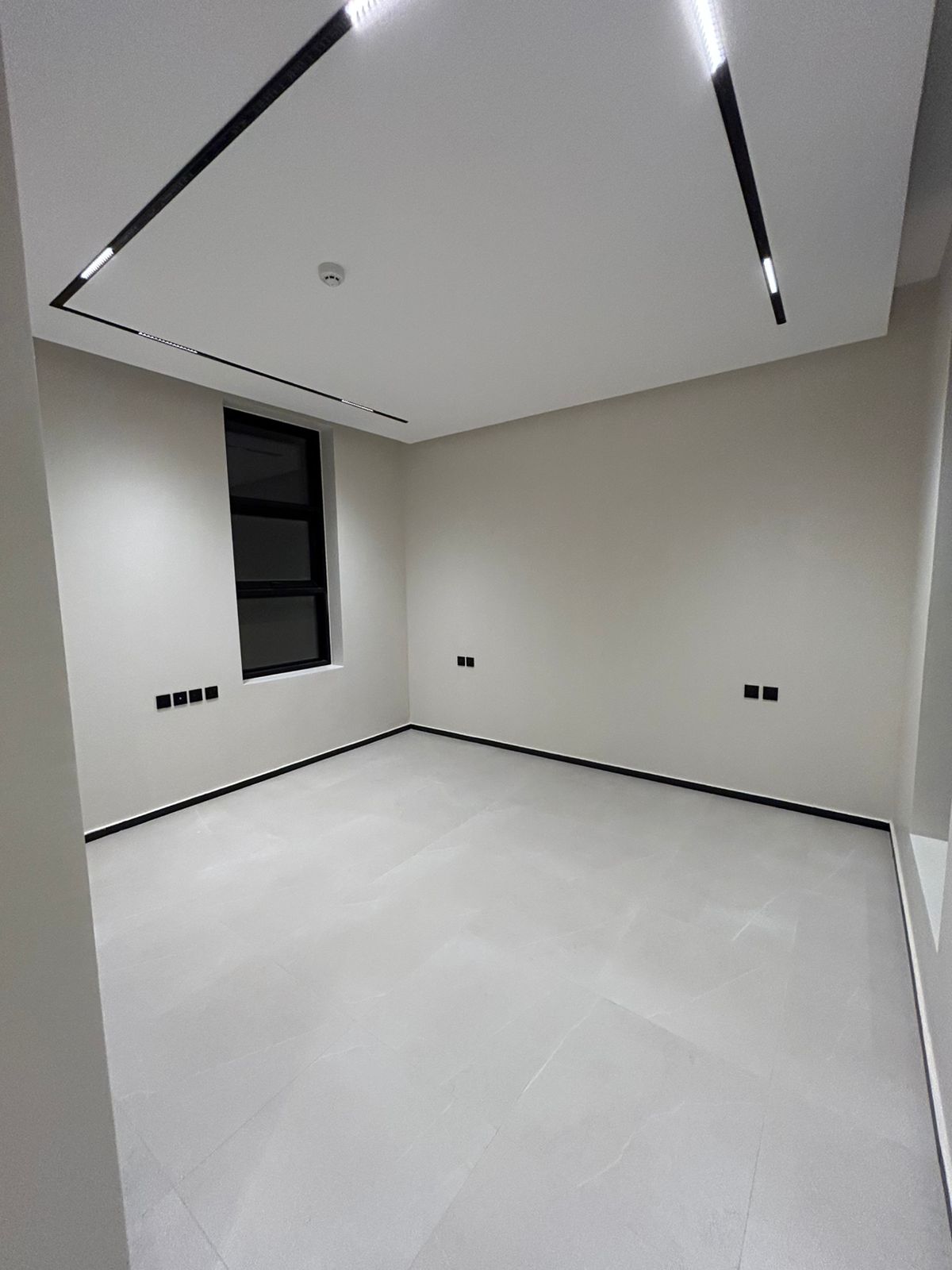 property_image_undefined