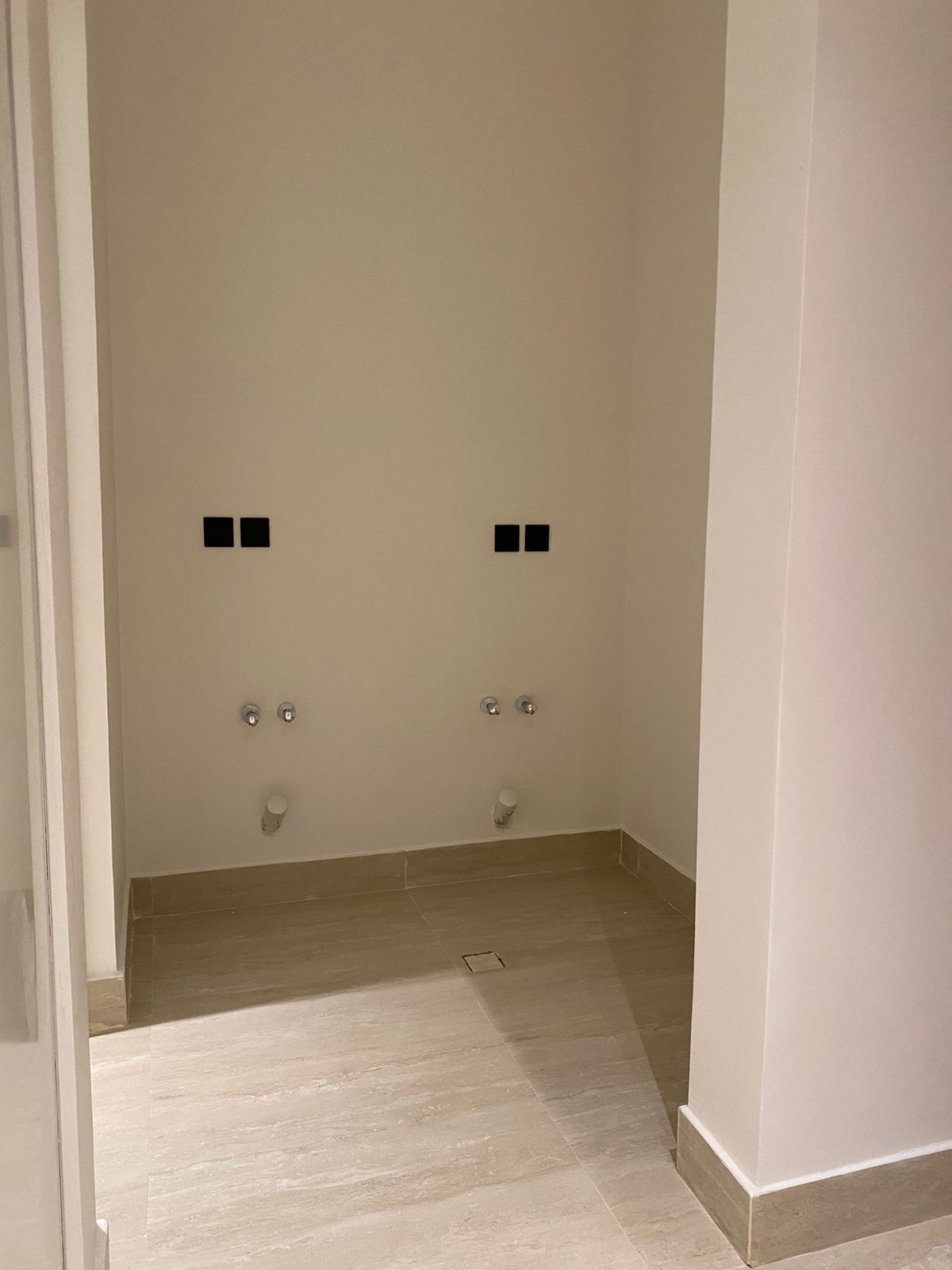 property_image_undefined