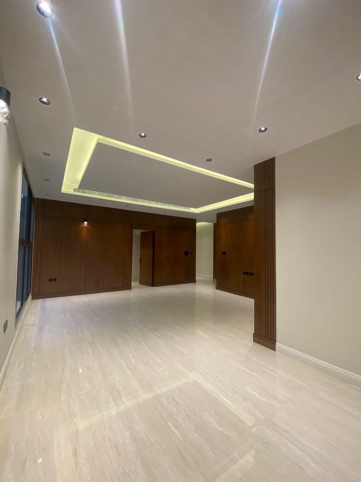 property_image_undefined