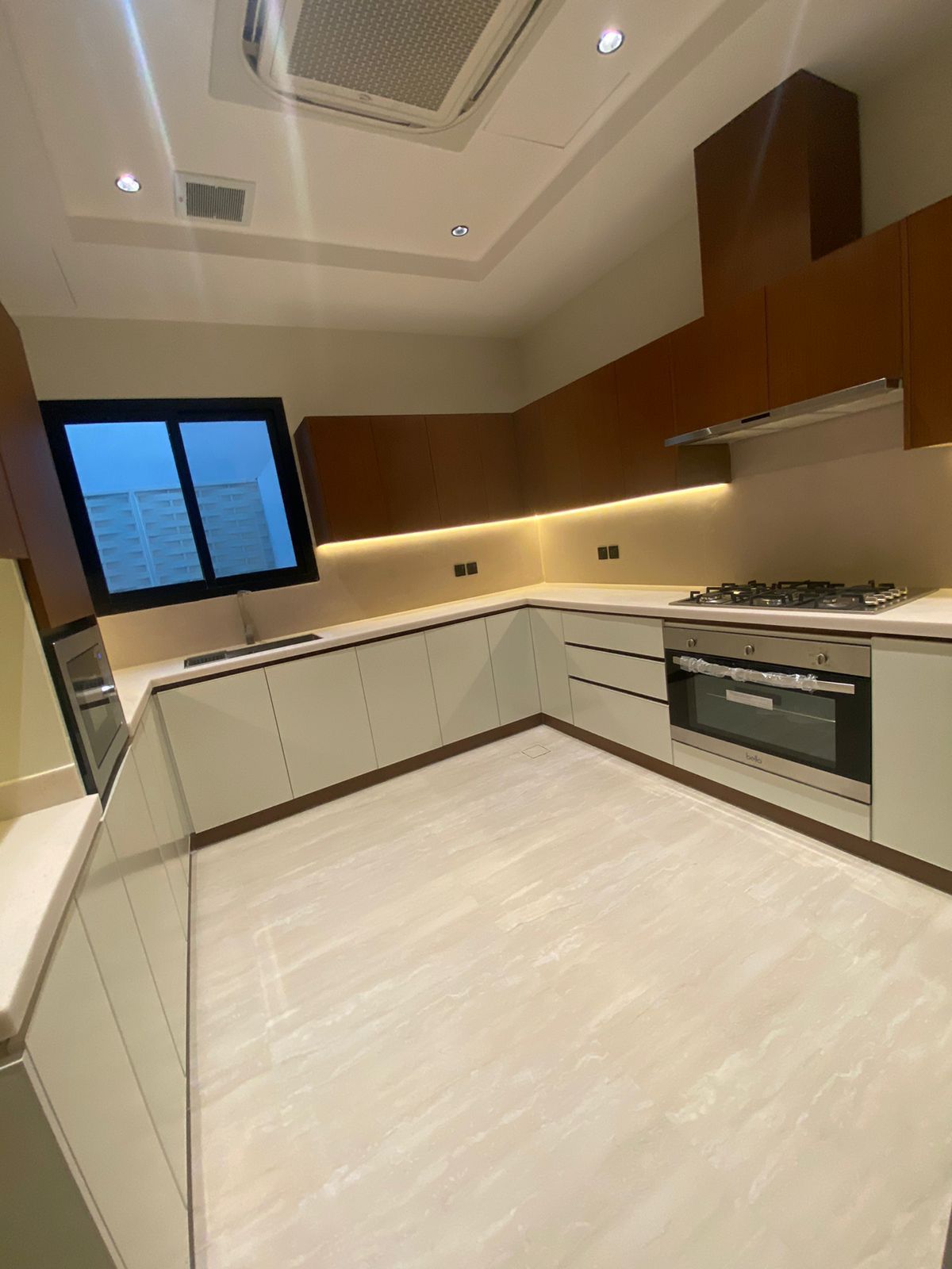 property_image_undefined