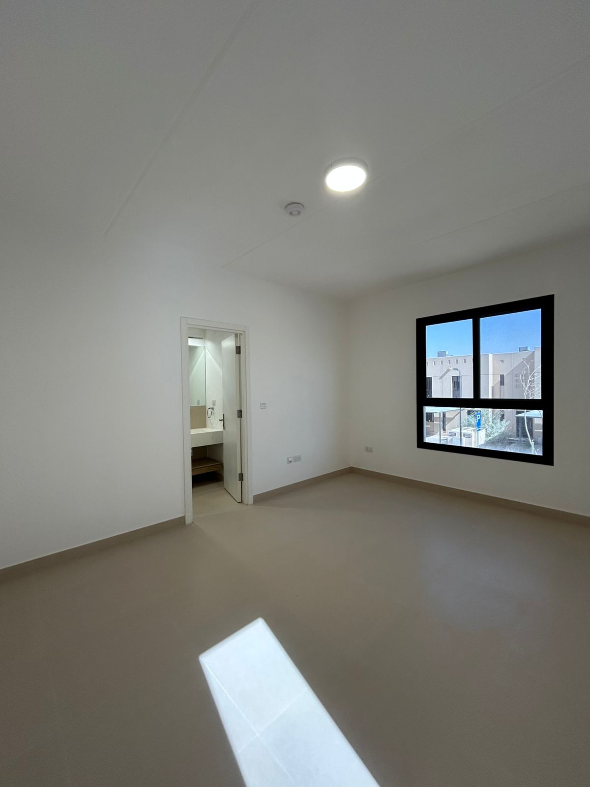 property_image_undefined