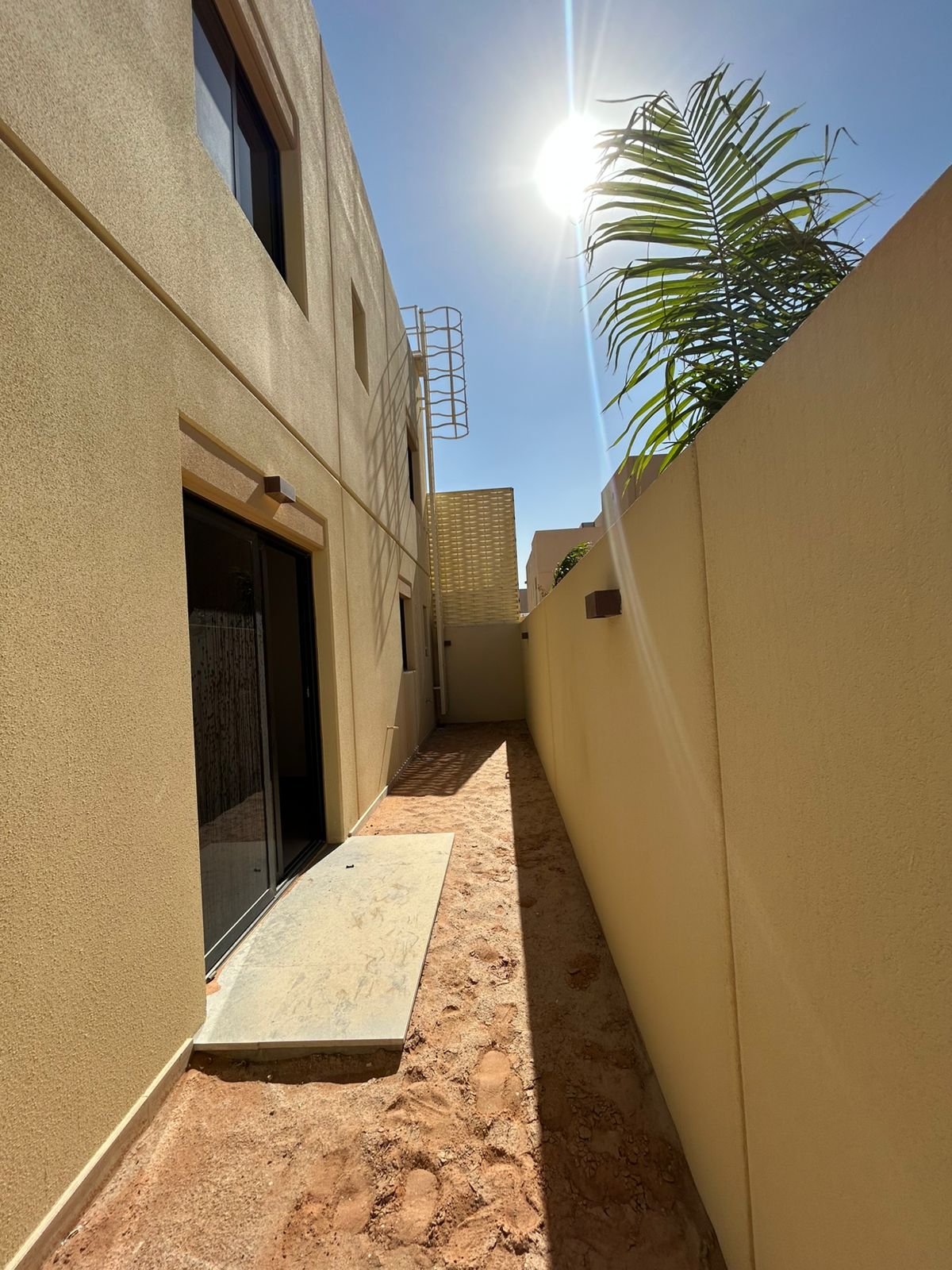 property_image_undefined