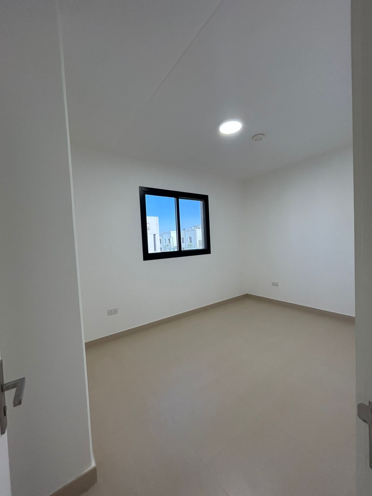 property_image_undefined