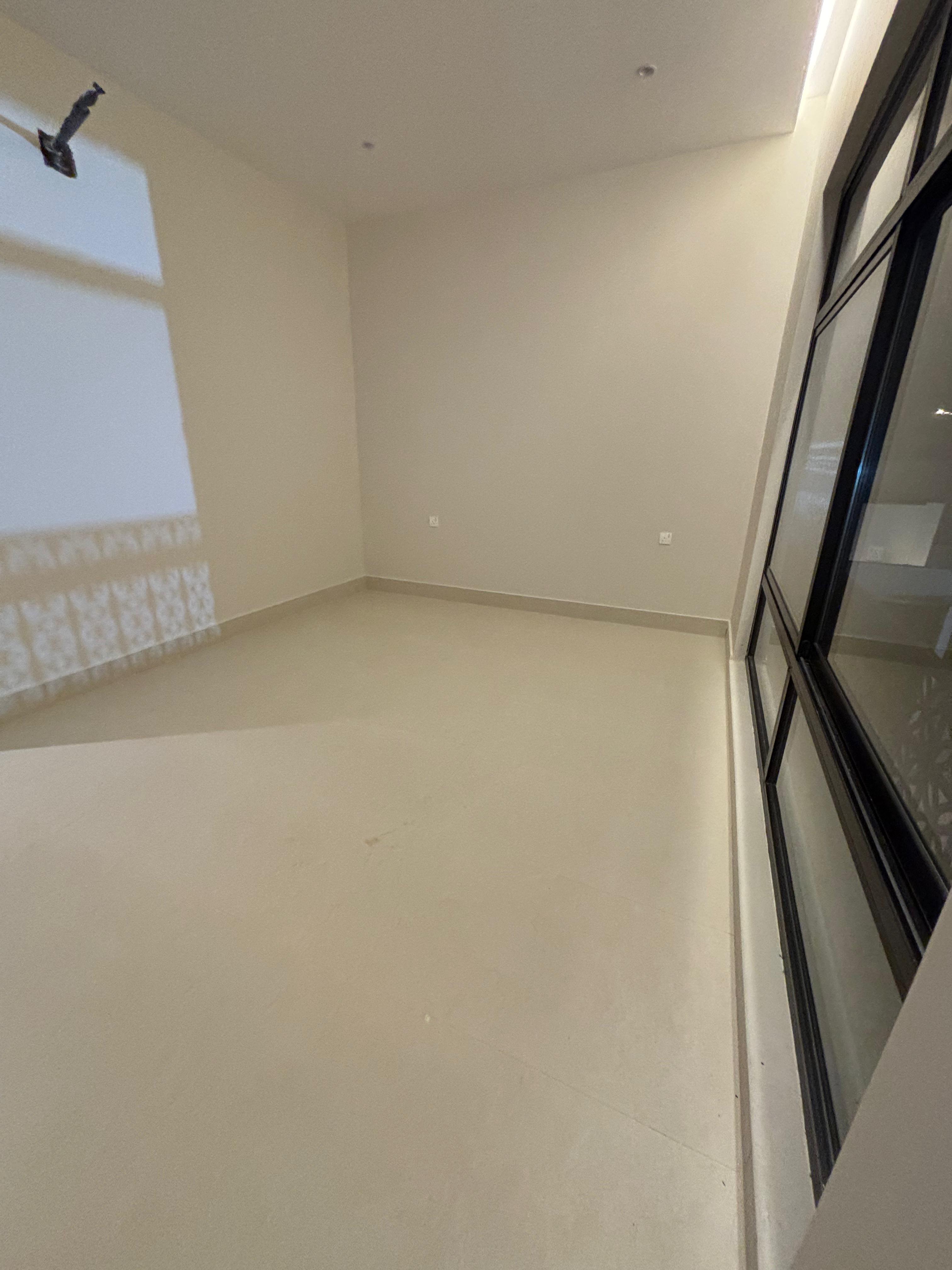 property_image_undefined