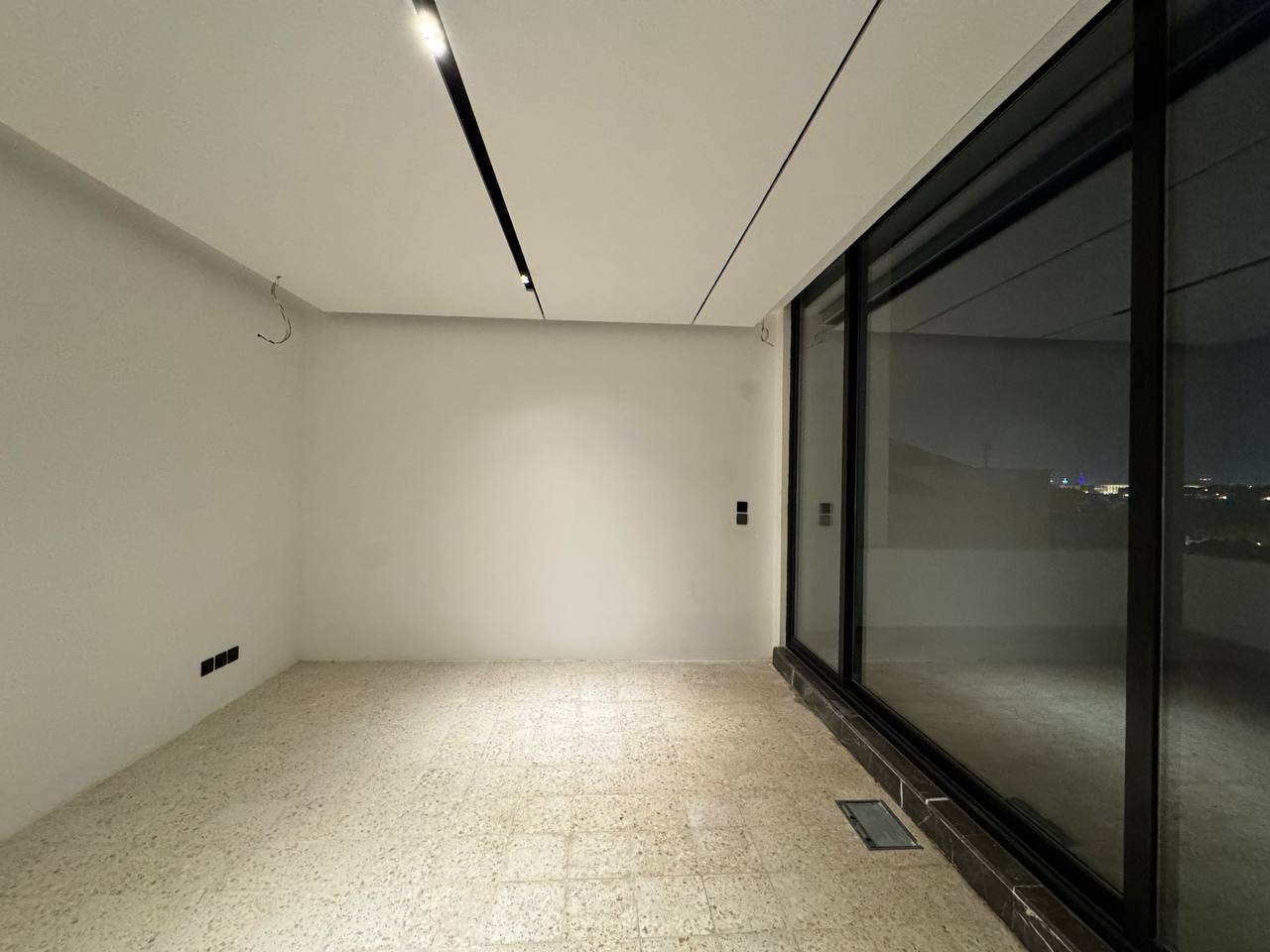property_image_undefined