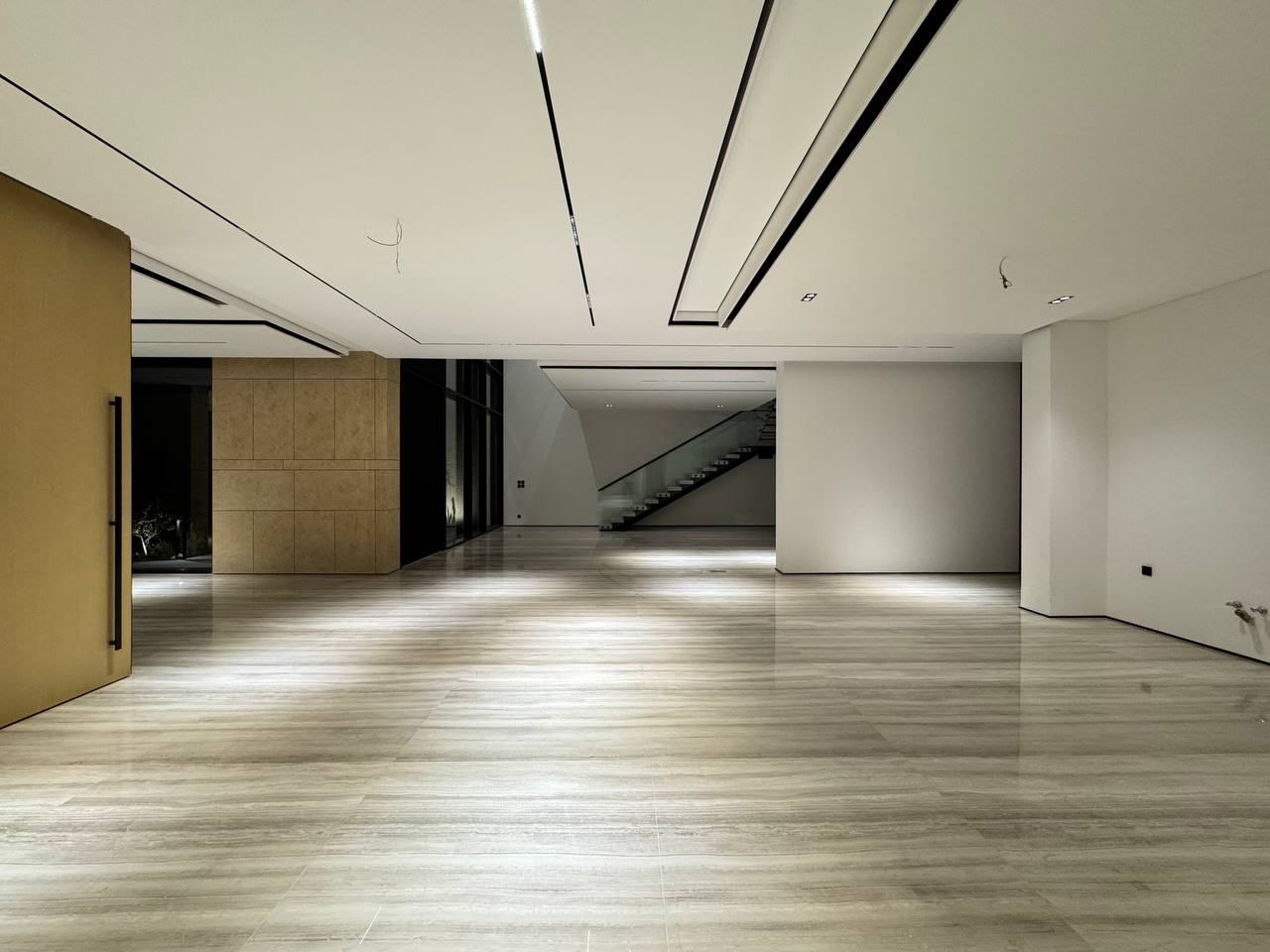 property_image_undefined
