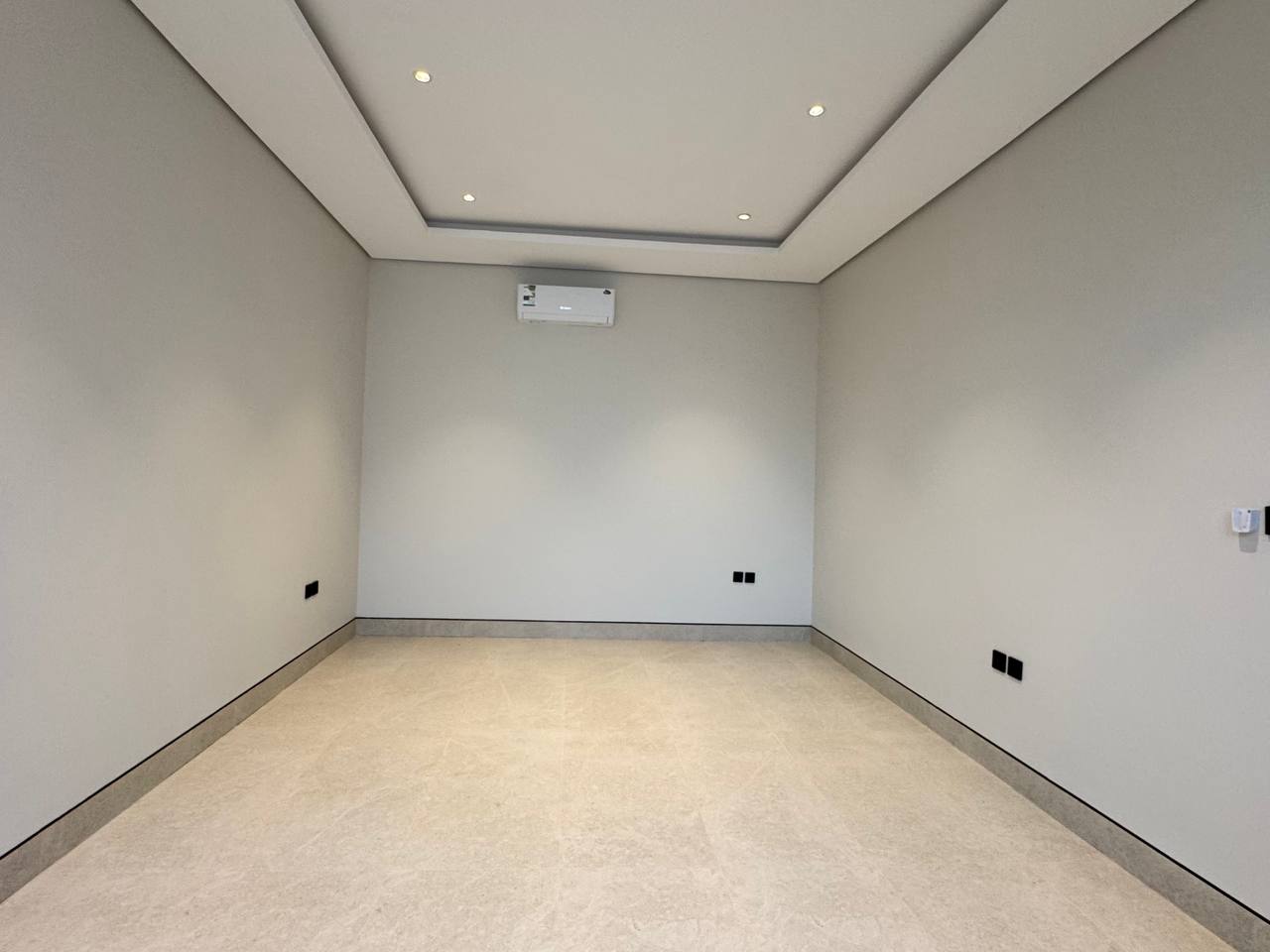 property_image_undefined