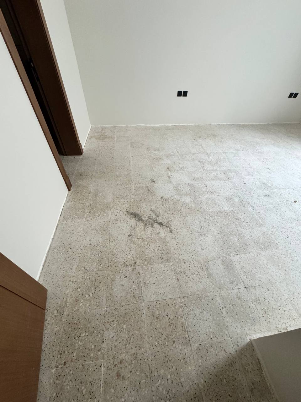 property_image_undefined
