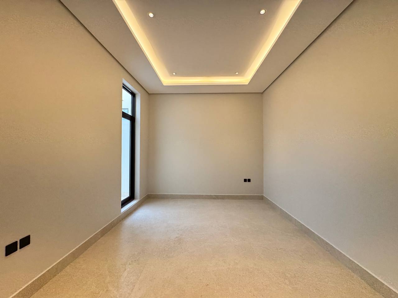 property_image_undefined