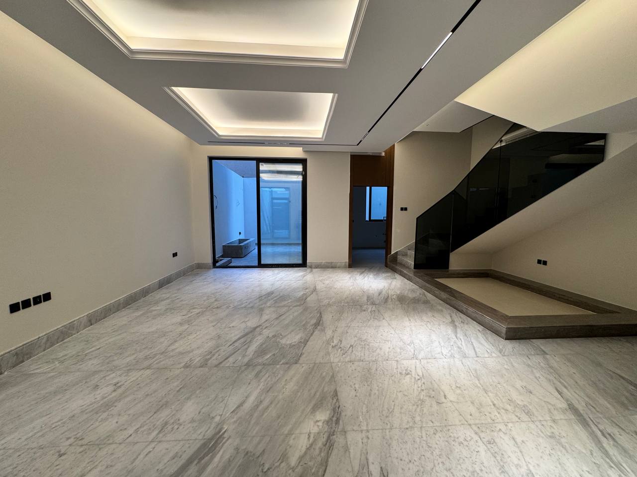 property_image_undefined